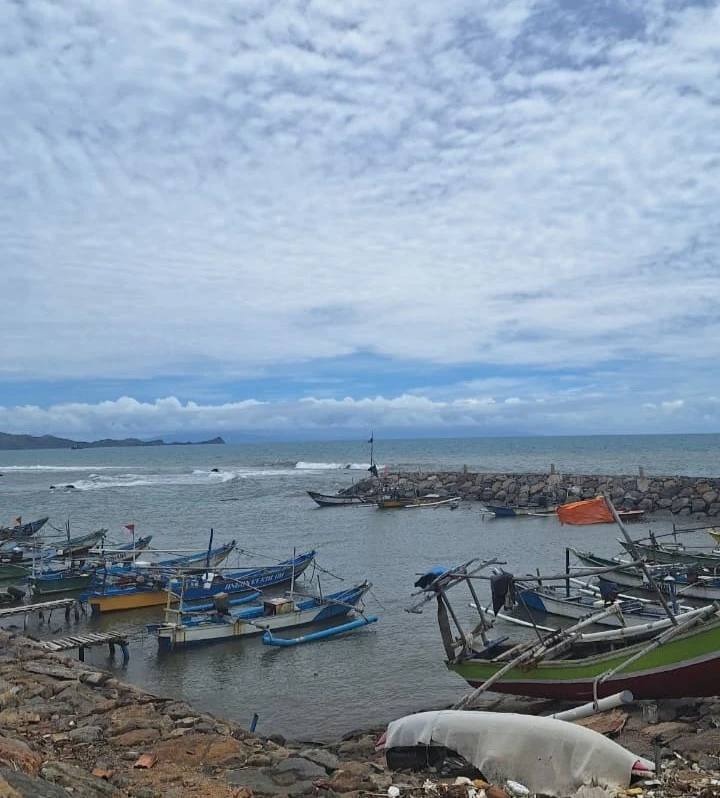 Wisata ke Pulau Mengkudu